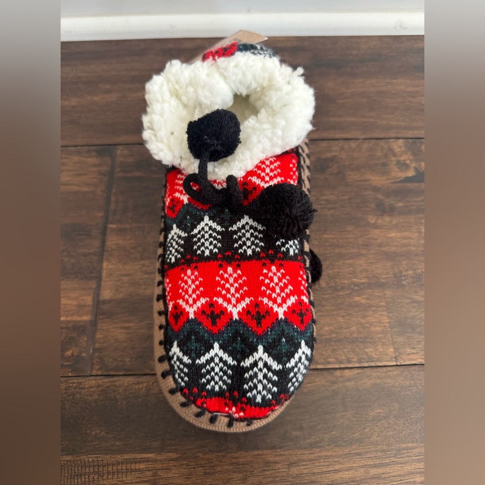 Muk Luks Women’s Red and Black Slippers